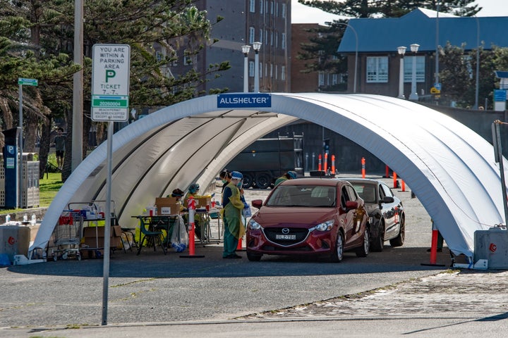 SYDNEY, AUSTRALIA - APRIL 21: COVID-19 drive through testing centre at Bondi Beach on 21 April, 2020 in Sydney, Australia. (Photo by Speed Media/Icon Sportswire via Getty Images)