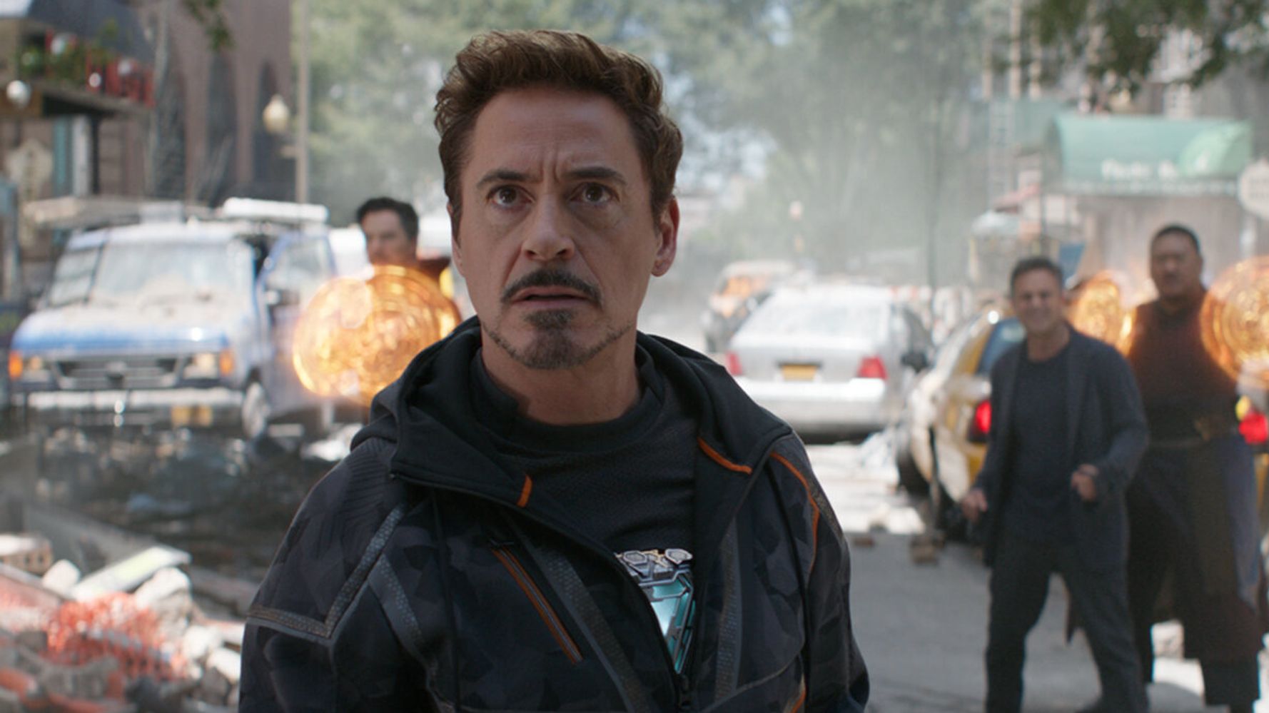 Viral: Robert Downey Jr Posts Epic Avengers Cast And Crew Pic And We Love  It 3,000