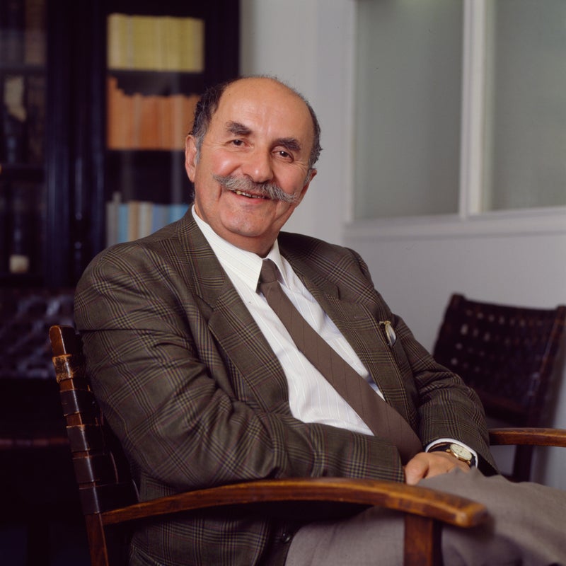 Romancier auteur de plus de 400 romans, le Franças Georges-Jean Arnaud s'est éteint à l'âge de 91 ans dimanche 26 avril. Il avait notamment écrit les 98 volumes de "La compagnie des glaces". >>> En savoir plus dans notre article par ici