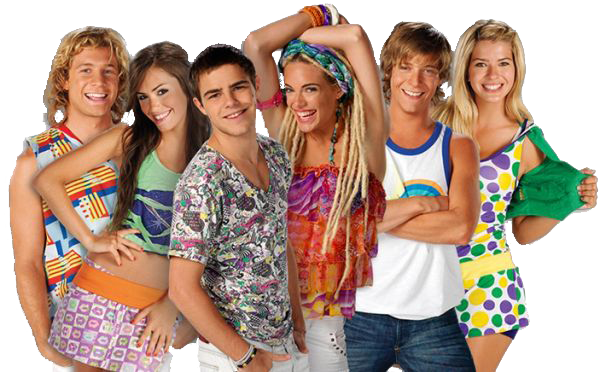 El reparto de la serie 'Casi Ángeles': Lali es la seguda por la izquierda, Peter es el tercero y La China, la sexta (primera por la derecha).