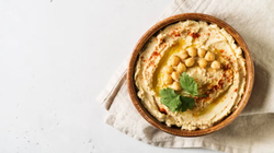 Cuatro recetas para mejorar el hummus de