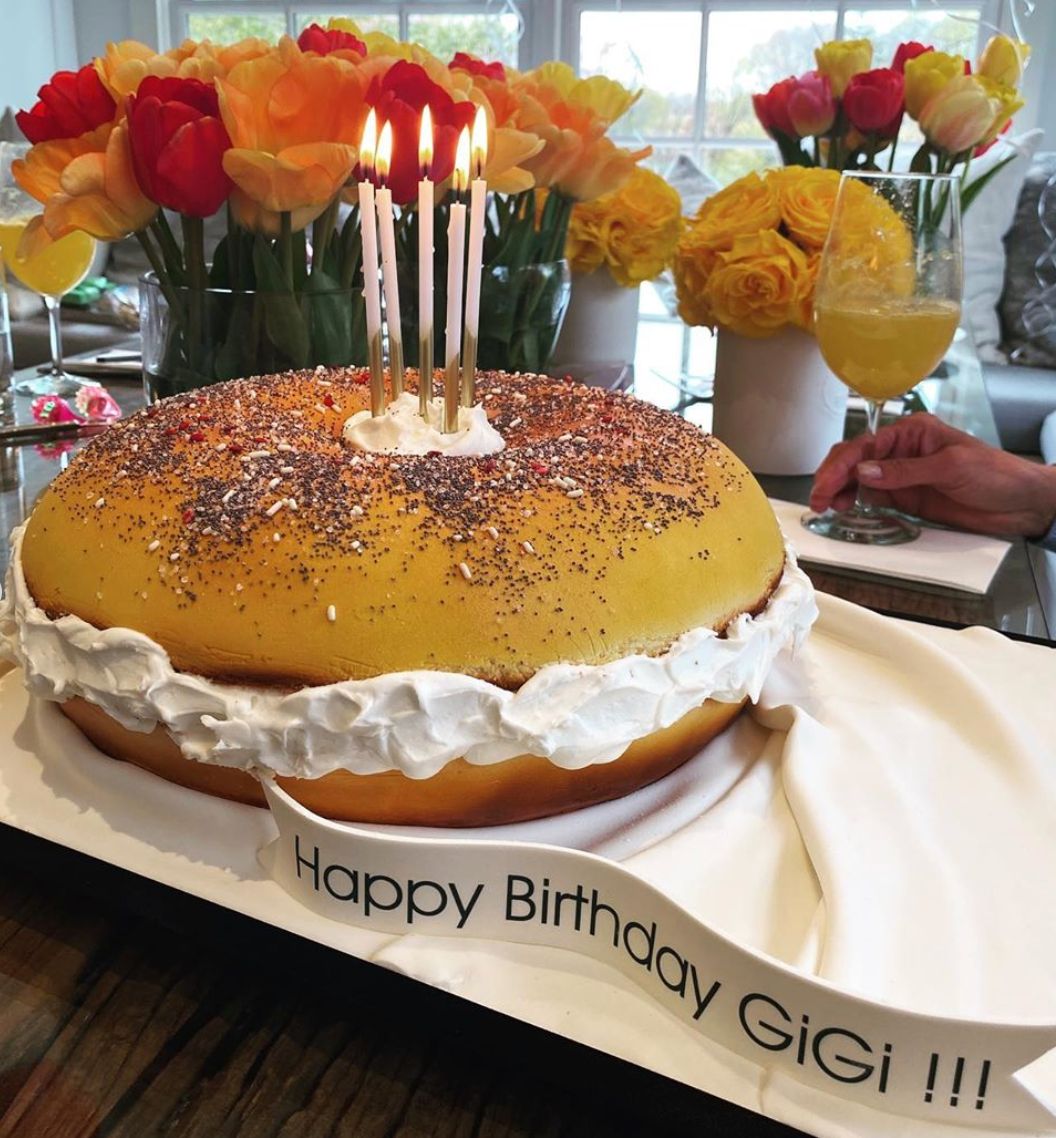 Gigi Hadid Likes Zayn Malik's Birthday Cake Best - Gigi Hadid Got Over 5  Birthday Cakes Quiz