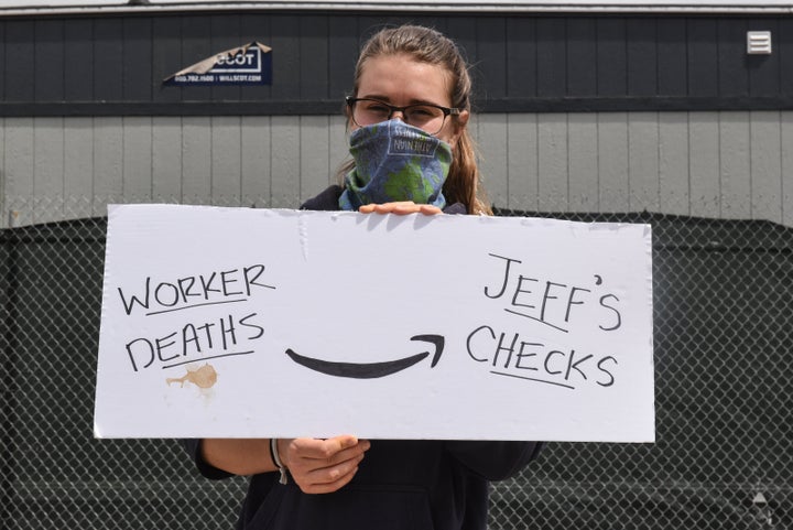 People protest working conditions outside of an Amazon warehouse fulfillment center on May 1, 2020, in the Staten Island borough of New York City.