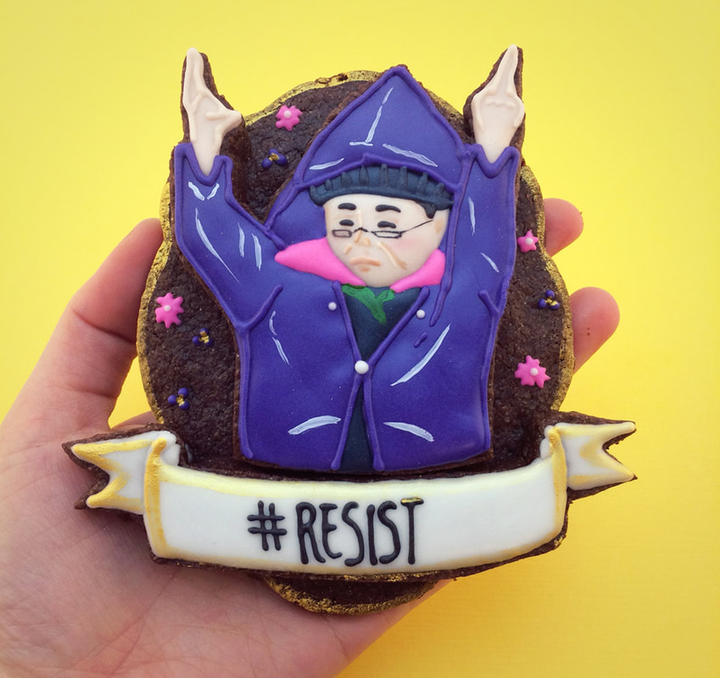 Cho's cookie homage to "Resistance Auntie."