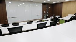 어느 대학 교수 ”등록금 400만원 푼돈 가지고 왜 환불해달라고