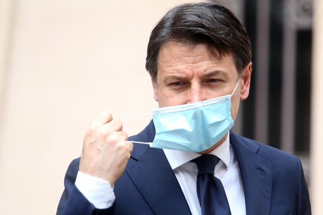 Conte Mi Taglio I Capelli Da Solo Lo Faccio Dai Tempi Dell Università L Huffpost