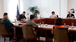 El Gobierno dice que Iglesias rompió la cuarentena porque su presencia en el Consejo de Ministros es