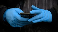 Por qué los guantes no son la mejor protección frente al