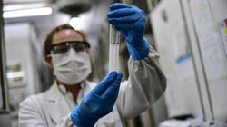 Sanidad reclama hacer pruebas PCR en 24 horas a los pacientes con