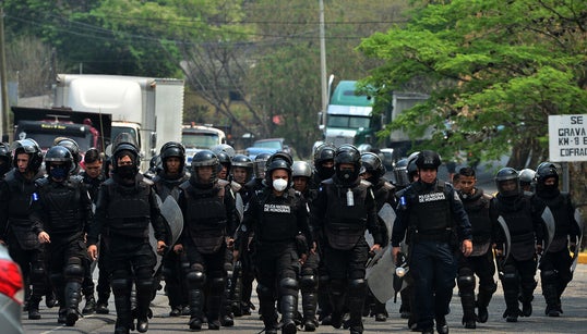 Ομαλοποίηση για Ισπανία, Ιταλία -Ταραχές σε χώρες της Λατινικής Αμερικής φέρνει η