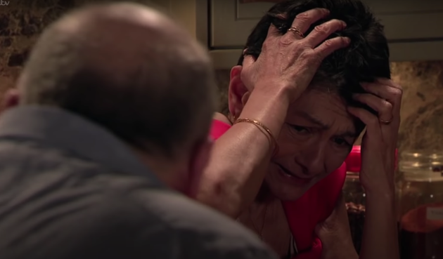 Geoff tears into Yazmeen in Coronation Street