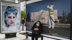 Να μείνουν χωρίς ρωγμές τα τείχη της