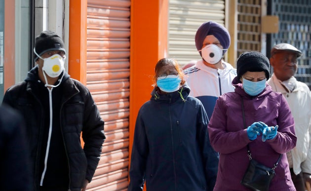Η αριθμητική των θανάτων από κορονοϊό: Πόσο ακριβείς είναι οι μετρήσεις στην