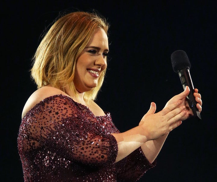 La cantante Adele, durante un concierto en Adelaida (Australia) el 13 de marzo de 2017 (Morne de Klerk/Getty Images).