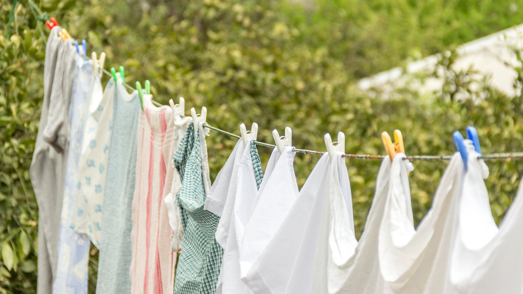 Bathroom Essentials to Wash More Often – Laundry Tips