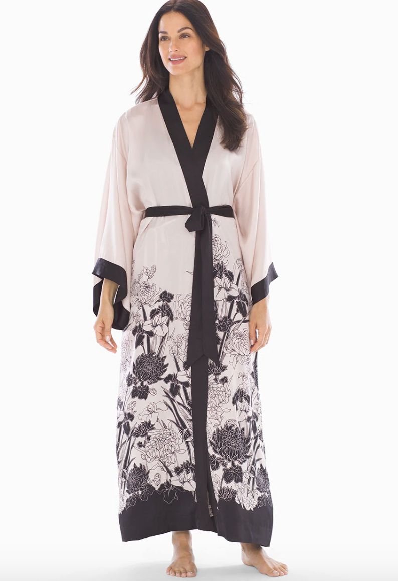 25 Extravagant Robes To Feel Fancy Around The House | HuffPost Life