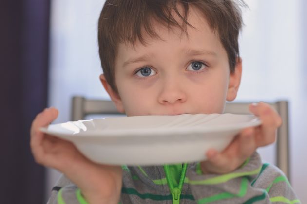 Πανδημία: Το 17% των παιδιών στις ΗΠΑ δεν τρώνε όταν πεινούν εξαιτίας έλλειψης