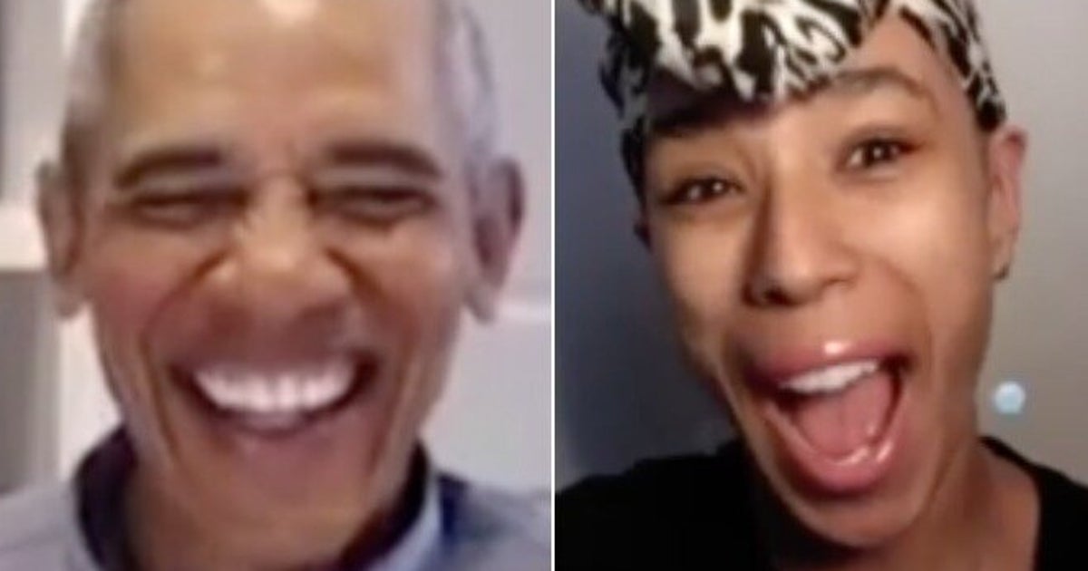 Barack Obama Surprises Locked Down Chicago Teachers On Video Call ...