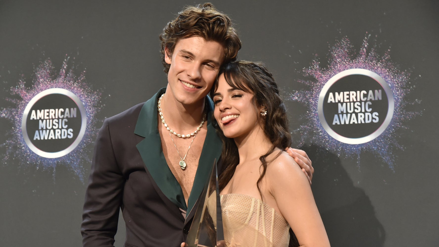 Shawn Mendes Camila Cabello Give Tim Hortons Gift Cards To Hospital Workers Huffpost Canada Life