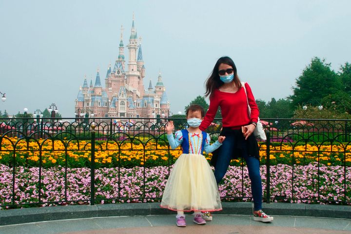 Υψηλή επισκεψιμότητα τις τελευταίες ημέρες στην Disneyland στην Σαγκάη