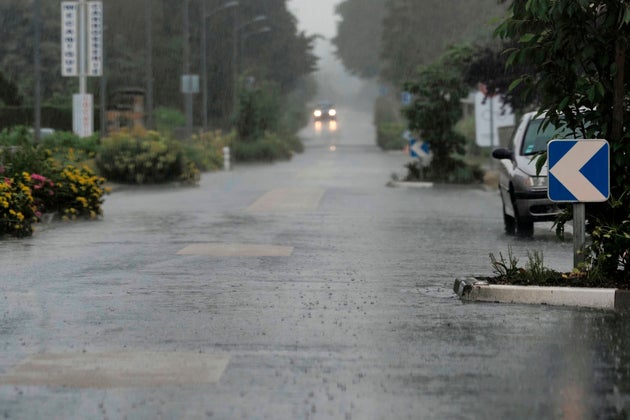 Les Landes Plus Placees En Vigilance Rouge Par Meteo France Le Huffpost Les Landes Plus Placees En Vigilance Rouge Par Meteo France Le Huffpost