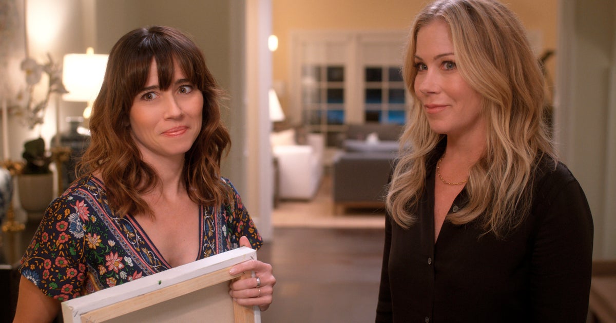 The 10 Most Popular Shows On Netflix Right Now (May 11) | HuffPost Life