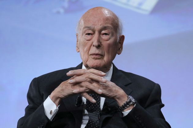 L'ancien président de la République Valéry Giscard d'Estaing est accusé d'agression...