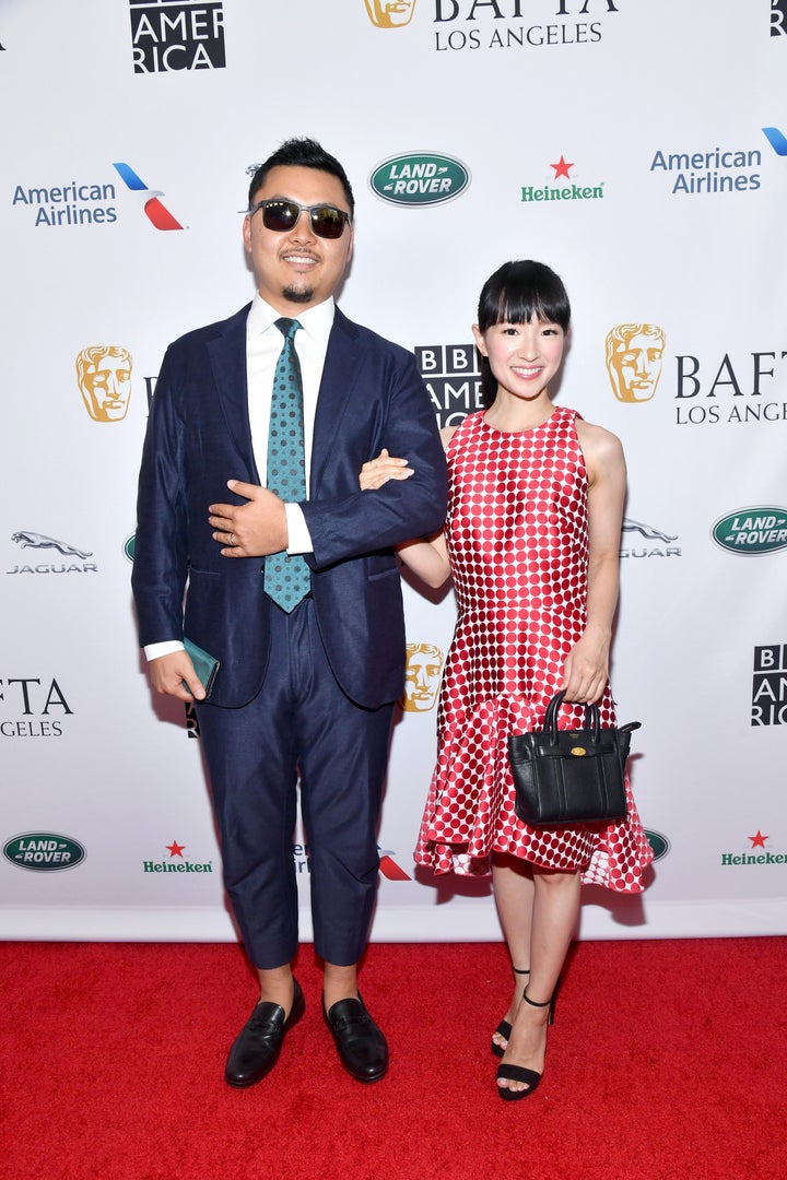 Takumi Kawahara y Marie Kondo, en la ceremonia de los premios BAFTA.