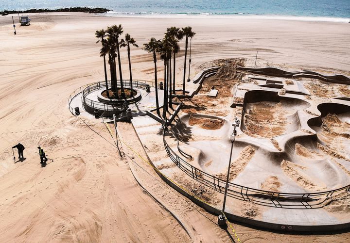 砂が入れられたベニスビーチのスケートパーク