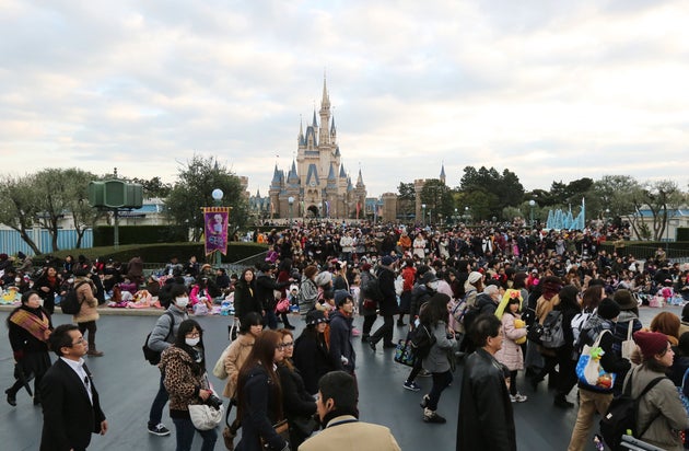 ディズニーランド コロナ 空い てる