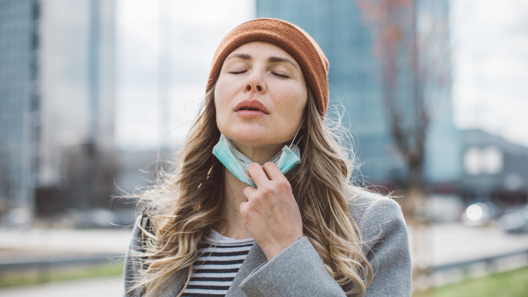 How To Avoid Skin Irritation From Face Masks