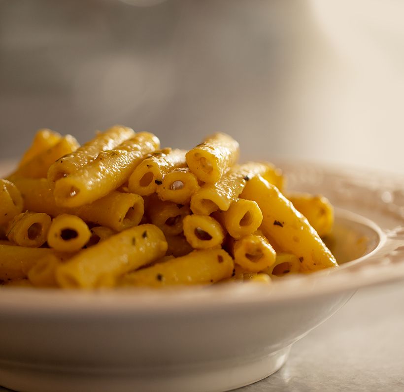 Get the Easy Garlic Butter Pasta recipe from Healthy Happy Life.﻿