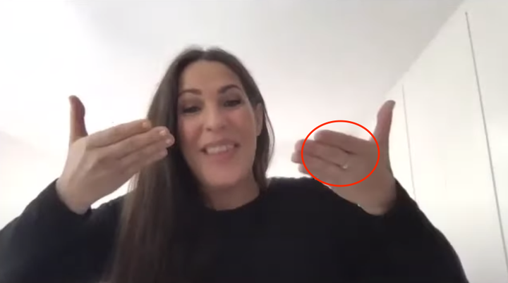Malú en la entrevista del 29 de abril en Cadena Dial.