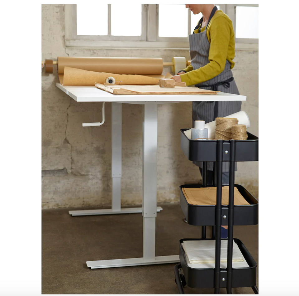 Hassett height deals adjustable standing desk