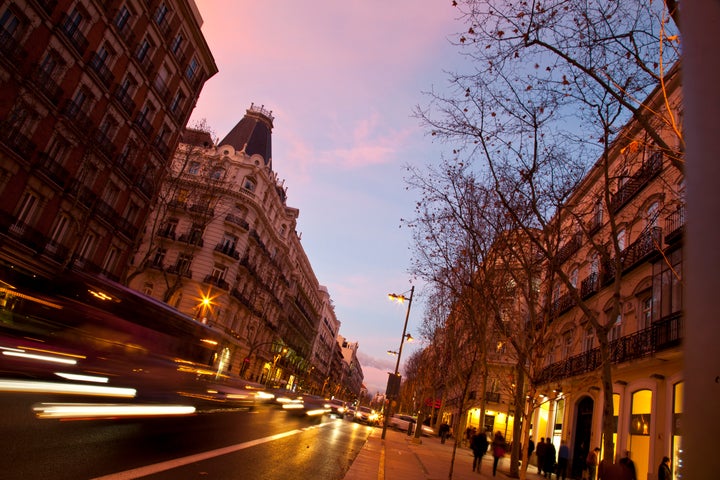 La calle Serrano, en el barrio de Salamanca en Madrid.