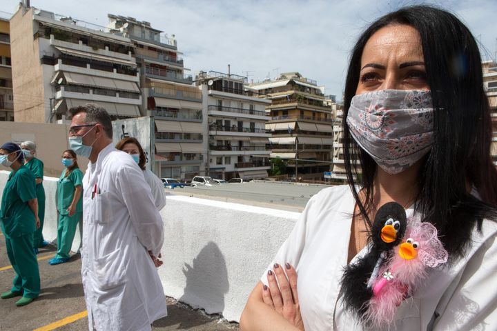 Φωτογραφία αρχείο - Ιατρικό και νοσηλευτικό προσωπικό στο νοσοκομείο Μεταξά 12 Μαΐου 2020 (Photo by Marios Lolos/Xinhua via Getty Images)