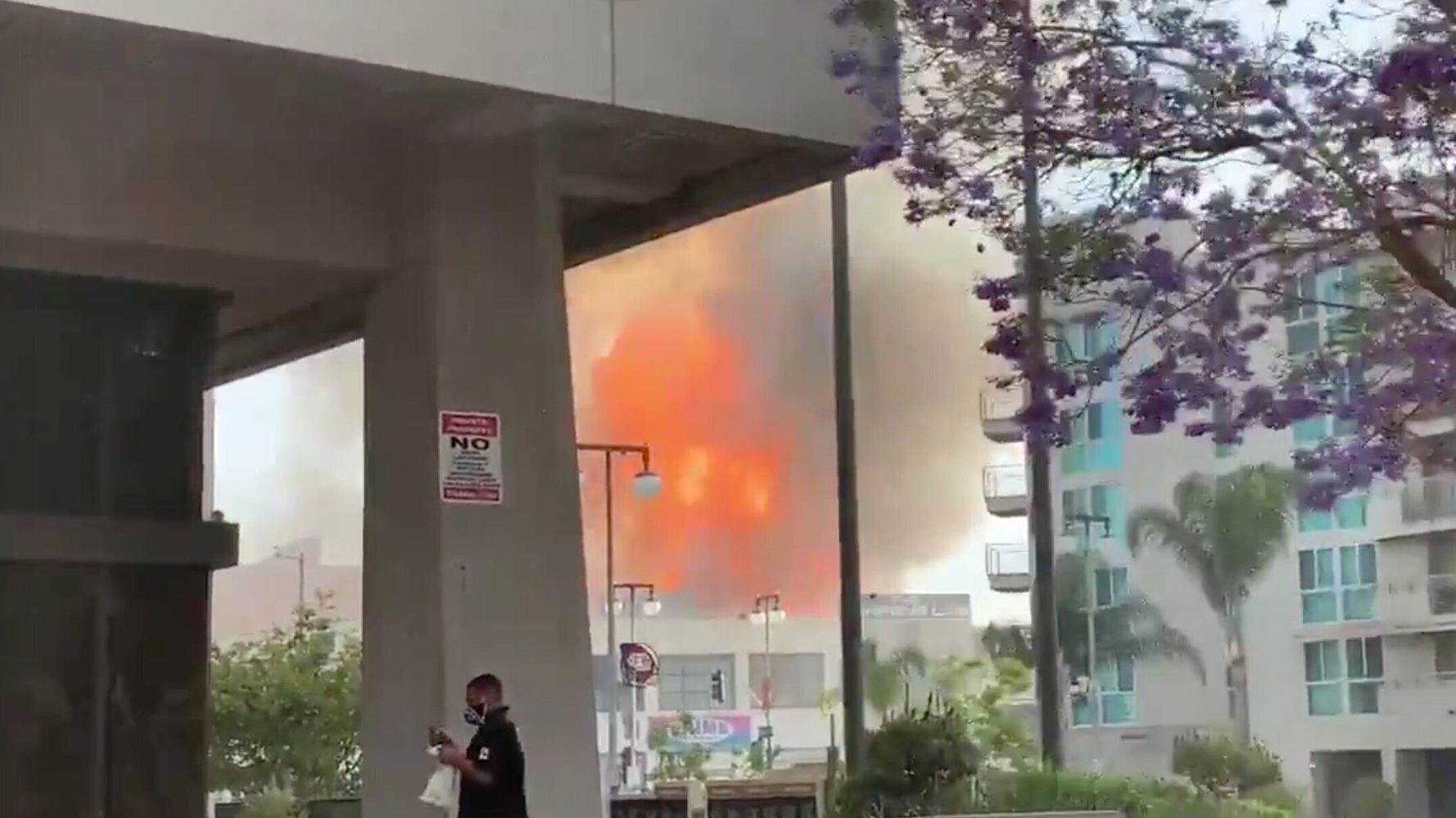 ロサンゼルスで爆発 リトルトーキョー近く 消防士が負傷 ハフポスト News