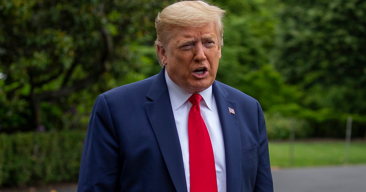 Trump Blasts Obama As 'Incompetent' After Apparent Commencement ...