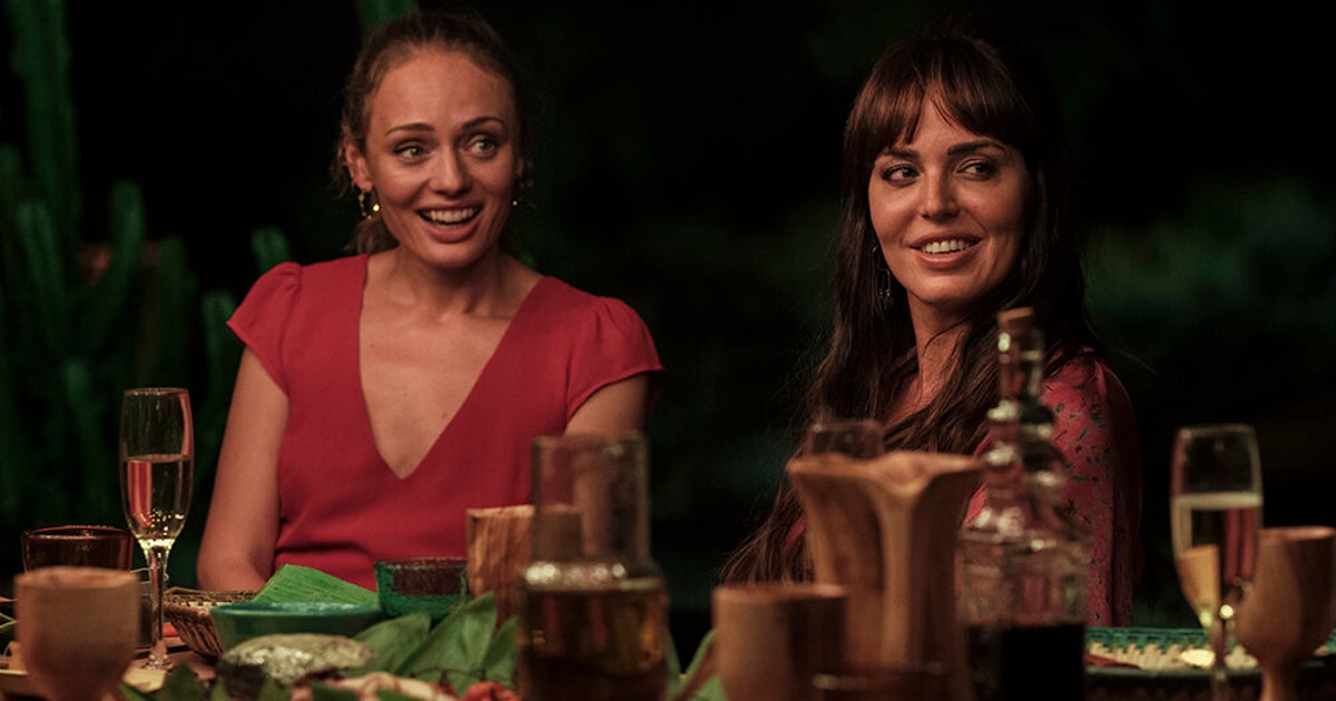 The 10 Most Popular Shows On Netflix Right Now (May 18) | HuffPost Life