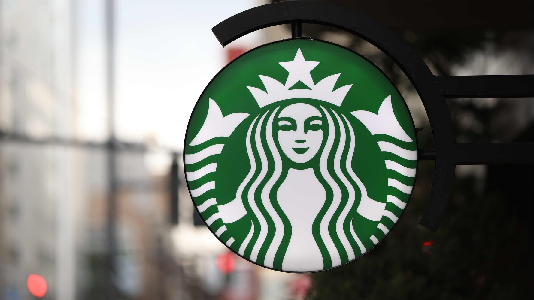 スタバが19日から営業再開 8都道府県はテイクアウトのみの短縮営業 ハフポスト News スタバが19日から営業再開 8都道府県はテイクアウトのみの短縮営業 ハフポスト News