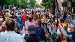 Los sanitarios, destrozados, no pueden creer la banalización que se está haciendo del