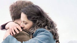 Peridis cuenta el origen de su novela ‘El corazón con que vivo’ sobre la Guerra Civil española y la