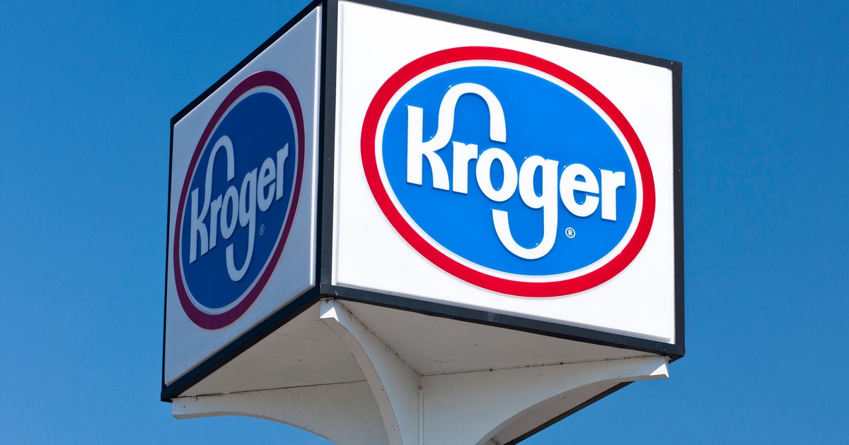 Kroger Workers Rip Grocer For Ending 'Hero Pay' During Pandemic