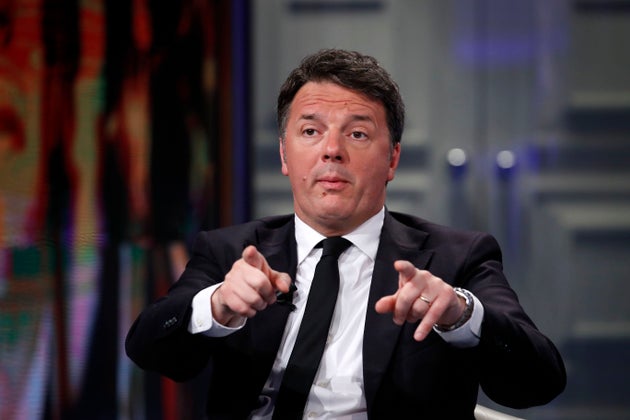 Matteo Renzi presenta il suo ultimo libro ad Avella Matteo Renzi presenta il suo ultimo libro ad Avella
