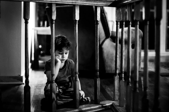 «Il est notre plus jeune de trois garçons. Ce petit gars a parfois besoin d'une distanciation sociale avec ses deux frères aînés à la maison.»