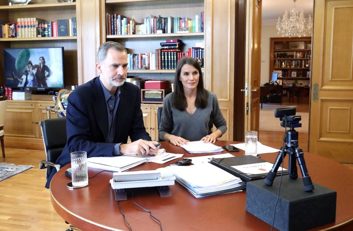 Los reyes en una videoconferencia el pasado 20 de mayo.