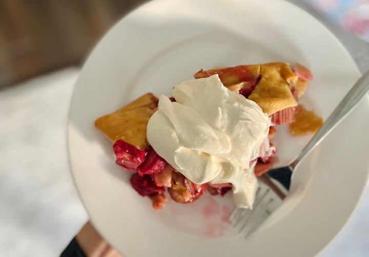 Our senior Food & Style editor made a swoonworthy rhubarb pie.