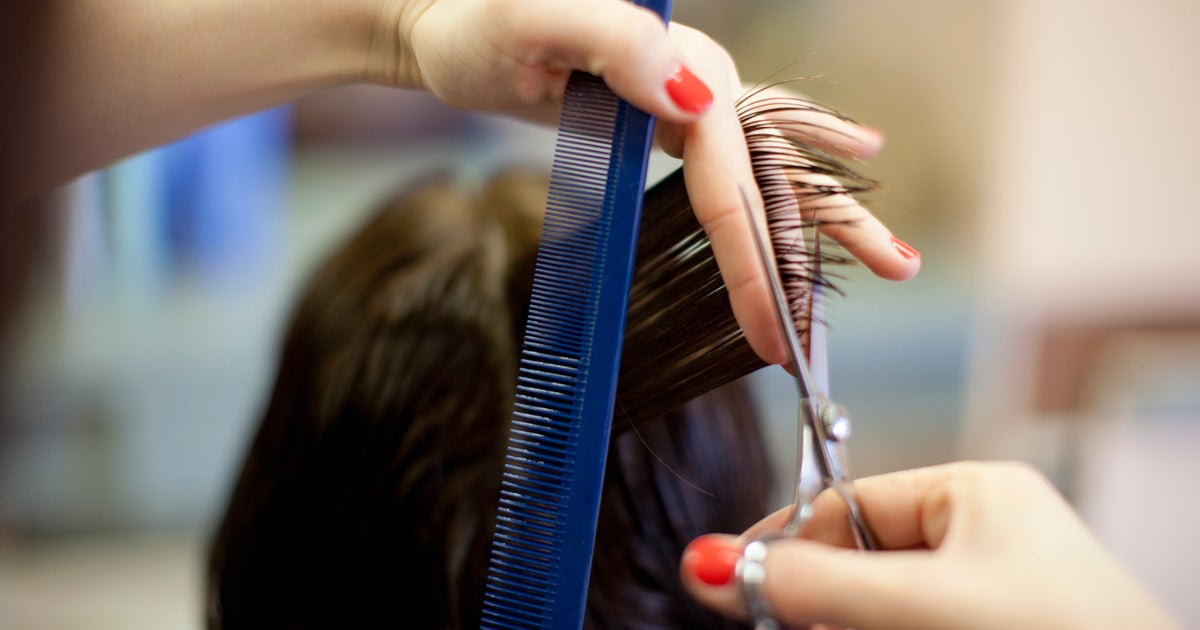2 Missouri Hairstylists Potentially Exposed Over 100 Clients To Coronavirus - HuffPost thumbnail
