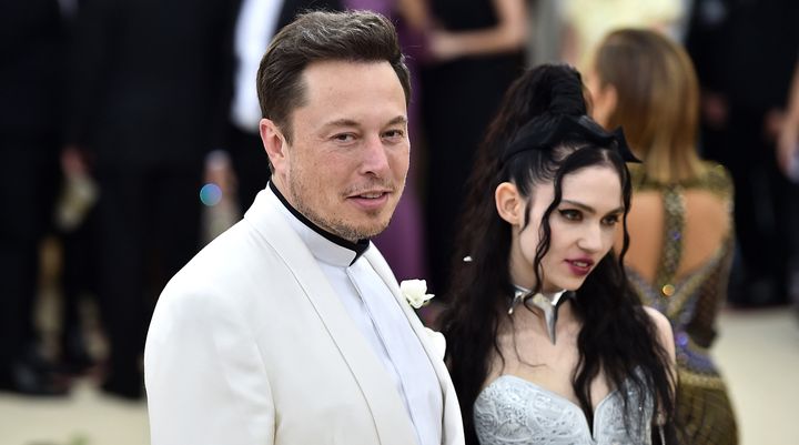 Grimes Et Elon Musk Ont Du Changer Le Nom De Leur Fils X Ae A 12 Le Huffpost