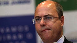Bolsonaro parabeniza PF e Witzel diz que interferência do presidente no órgão 'está oficializada'